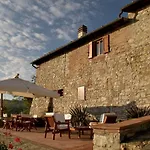 Castello Di Gabbiano Фермерский дом *